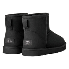 UGG WOMEN'S CLASSIC MINI II BOOT-BLACK | BEND SHOE CO