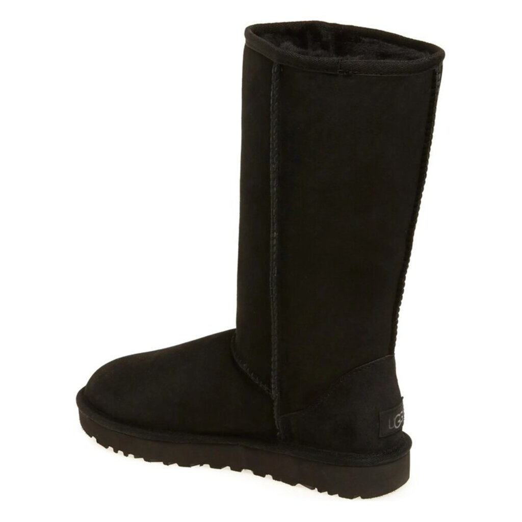 UGG WOMEN'S CLASSIC TALL II-BLACK | BEND SHOE CO