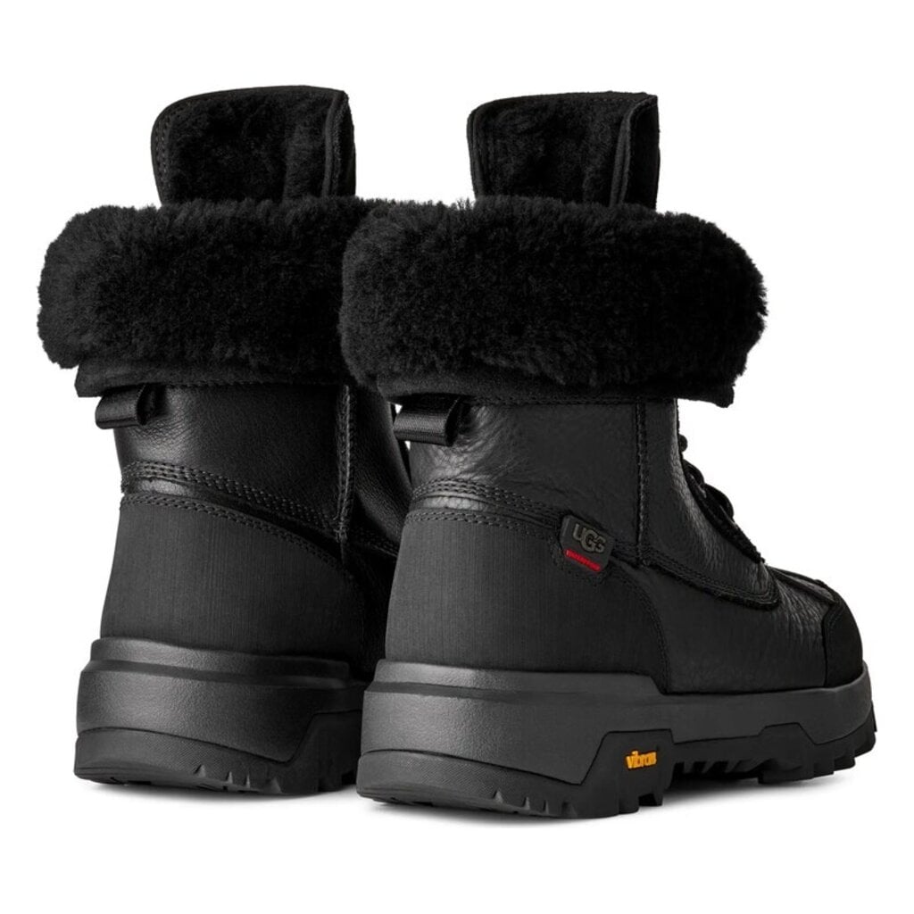 UGG WOMEN'S ADIRONDACK BOOT XXV-BLACK | BEND SHOE CO