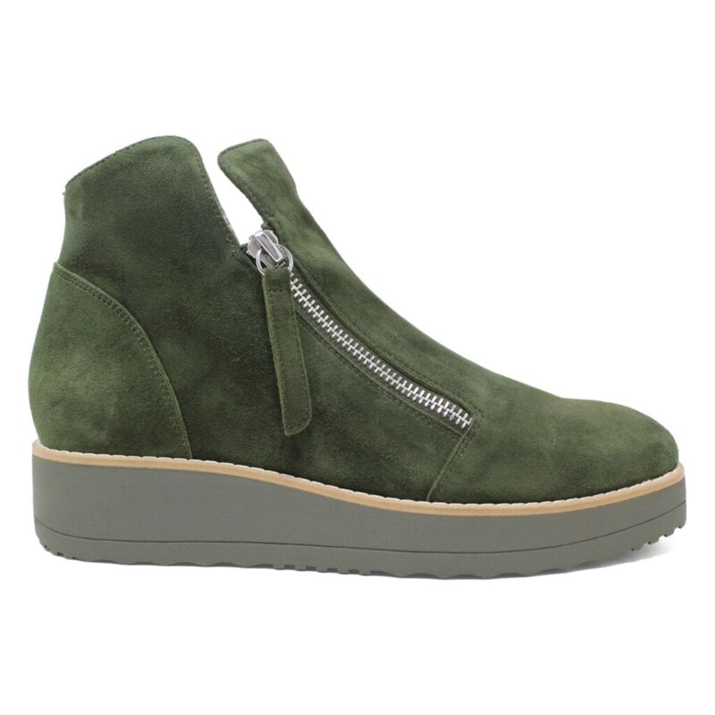 DJANGO & JULIETTE WOMEN'S DOSTA-OLIVE | BEND SHOE CO