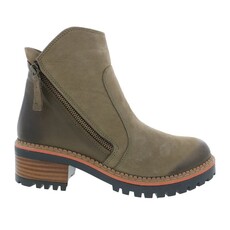 WOMEN'S WHITLEY-OLIVE MULTI | BEND SHOE CO