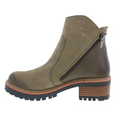 WOMEN'S WHITLEY-OLIVE MULTI | BEND SHOE CO