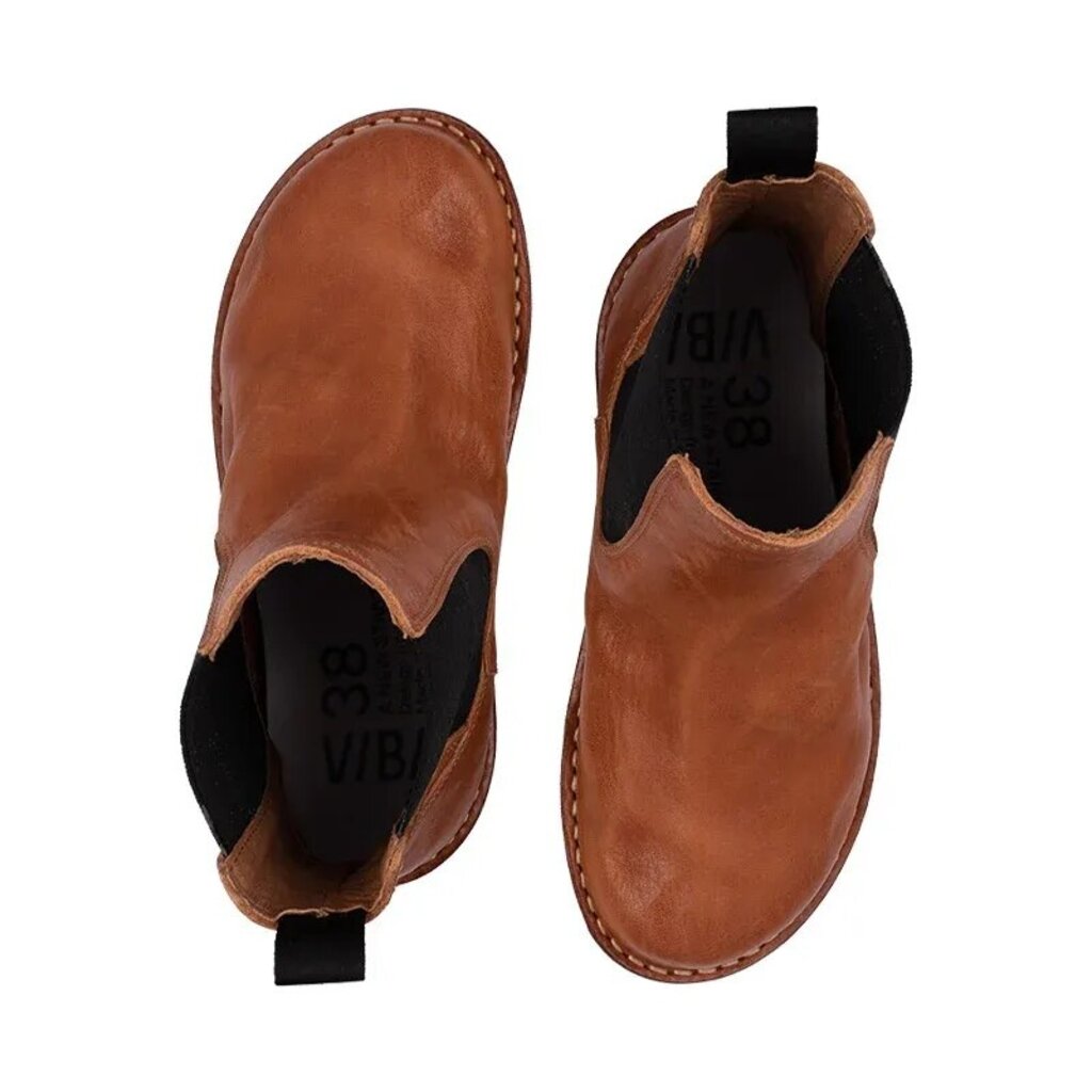 VIBAe HELSINKI LEATHER BOOT-COGNAC BROWN | BEND SHOE CO