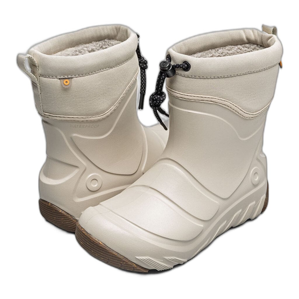 BOGS BOGA BOOT MID-OATMEAL | BEND SHOE CO