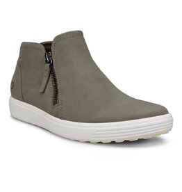 ECCO WOMEN'S SOFT 7 SIDE ZIP BOOTIE-SMOKEY OLIVE