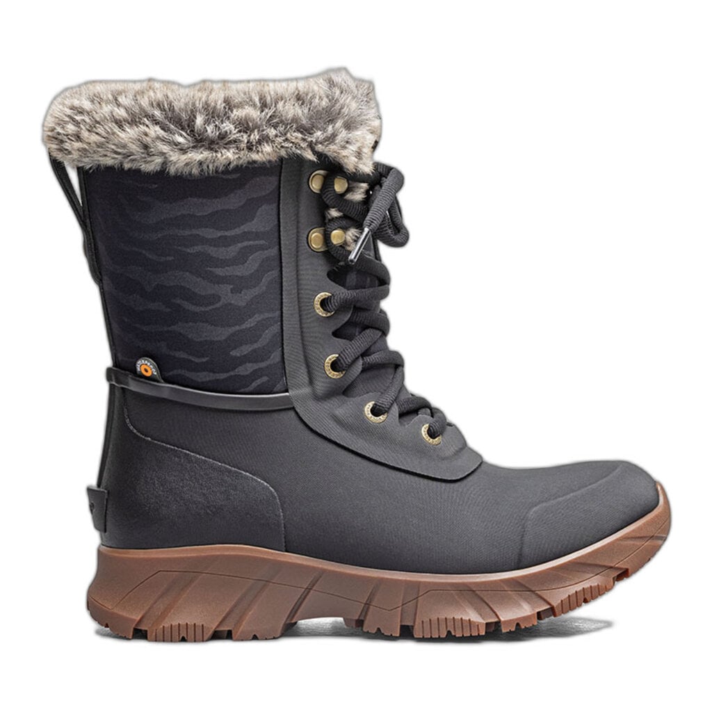 BOGS WOMEN'S ARCATA II-TIGER BLACK | BEND SHOE CO