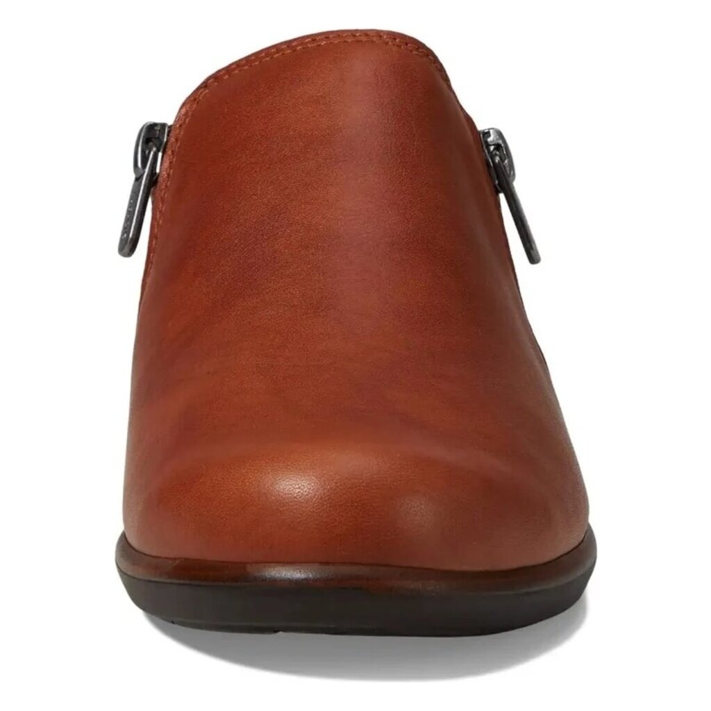 NAOT WOMEN'S AUTAN LEATHER-BROWN PEANUT | BEND SHOE CO