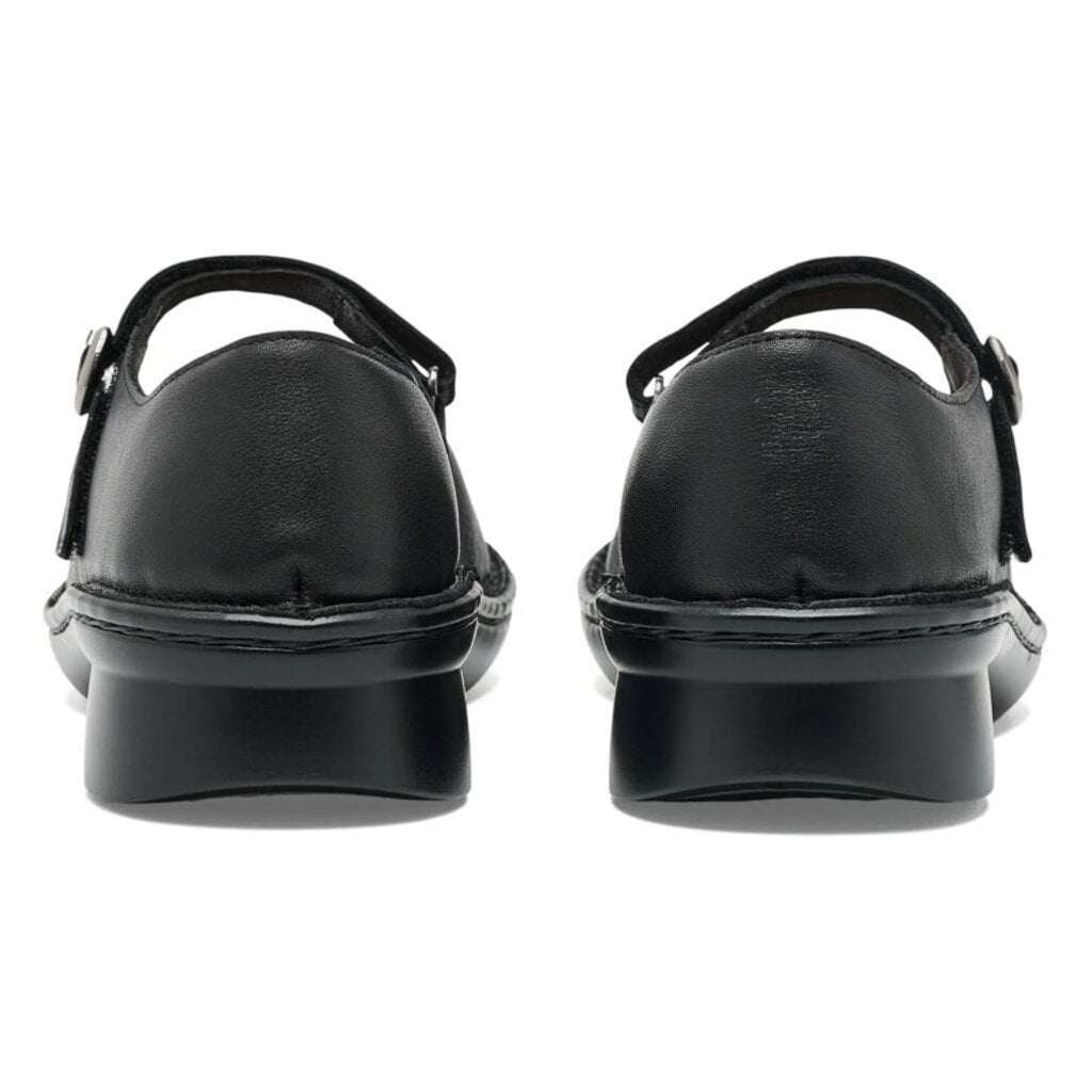 NAOT WOMEN'S LOOPER WATER RESISTANT LEATHER-BLACK | BEND SHOE CO