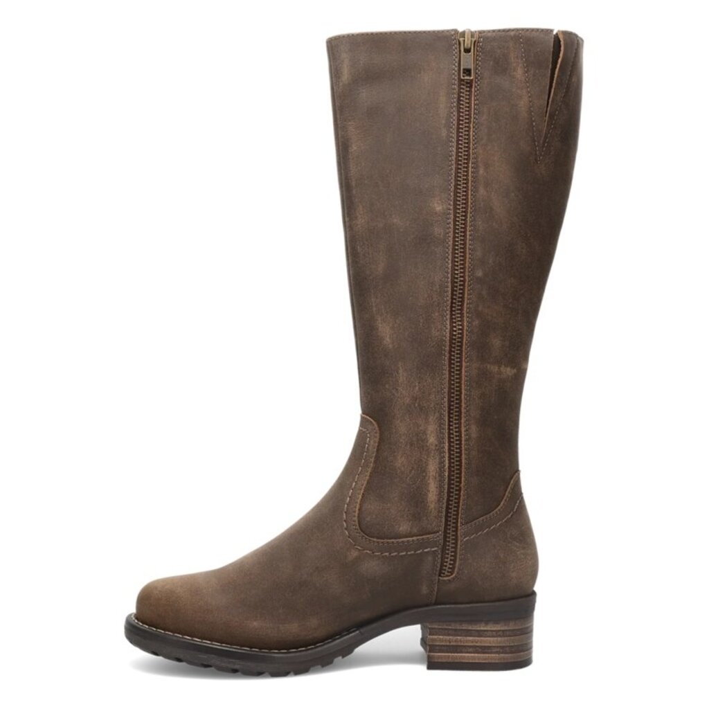 TAOS WOMEN'S COUNTRY-BROWN DISTRESSED | BEND SHOE CO