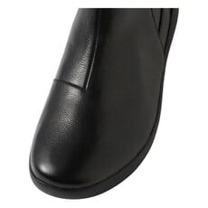 ZIERA WOMEN'S YUMBA-BLACK | BEND SHOE CO