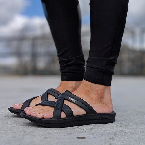 Telic Women's Mallory
