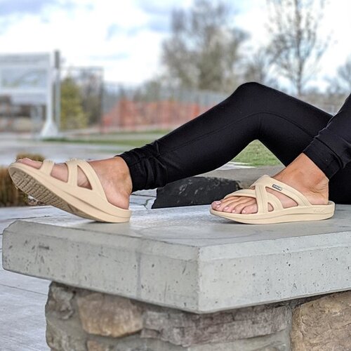 Telic Women's Mallory