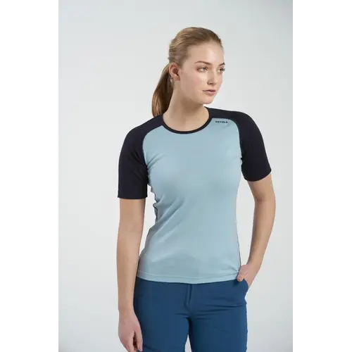 Devold of Norway Women's Jakta 200 Merino  T-Shirt Base Layer
