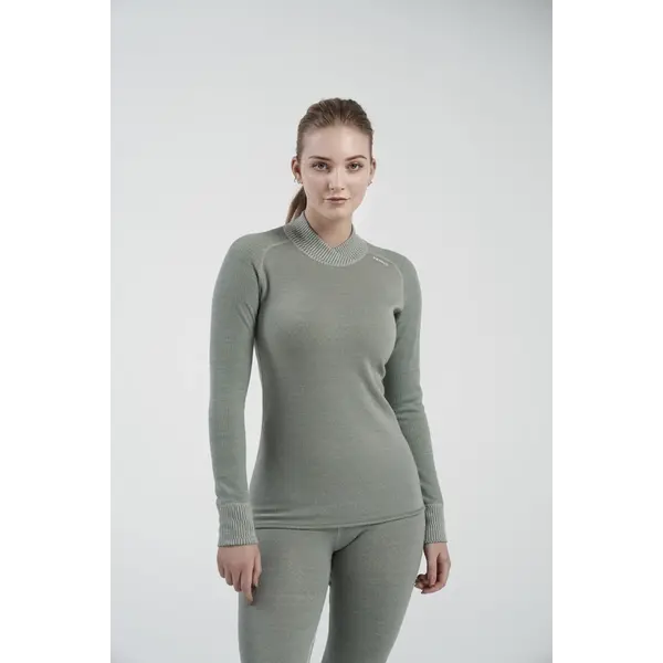 Devold of Norway Women's Kvitegga Merino 230 Cross Neck - Reversible!