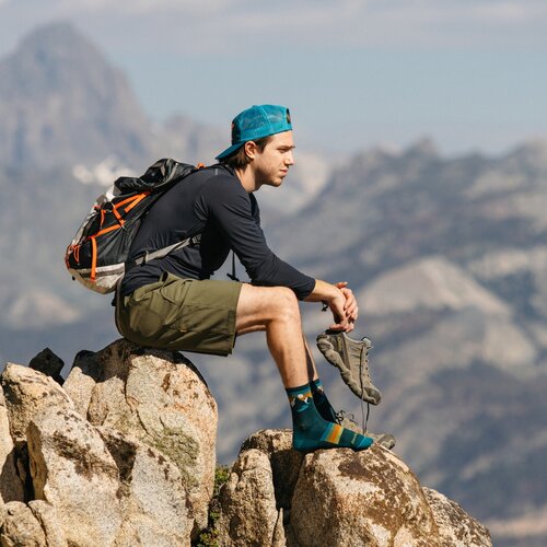 Darn Tough Men's Hike/ Trek Micro Crew / Lightweight with Cushion 1997 Darn Tough Men's Hike/ Trek Micro Crew / Lightweight with Cushion 1997