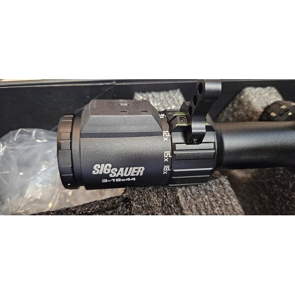 Sig Sauer Sierra 6 BDX 3-18x44mm Scope, Ballistic Data Xchange, As NIB - Light Ring Marks