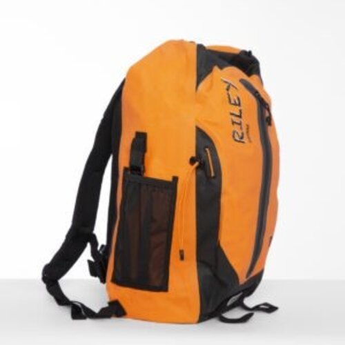 Riley Outdoors Wanderer 30-liter Dry Backpack Riley Outdoors Wanderer 30-liter Dry Backpack