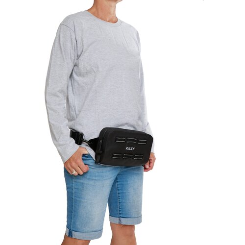 Riley Outdoors Dry Hip Pack