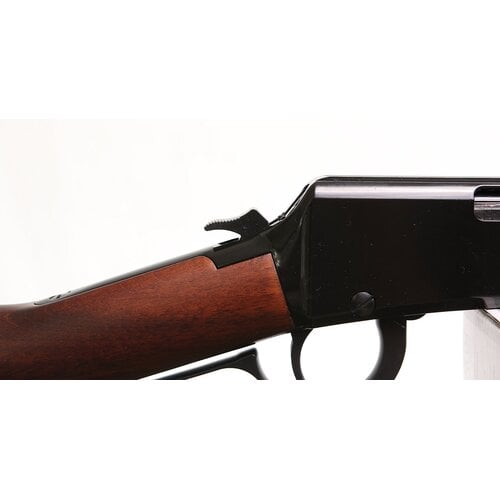 Henry Repeating Arms Co. 22 S/L/LR Classic Rifle Lever Action 18.5" Walnut