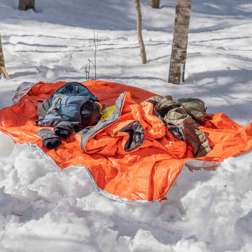 SOL Emergency Blanket 2.9oz 56" x 84" SOL Emergency Blanket 2.9oz 56" x 84"