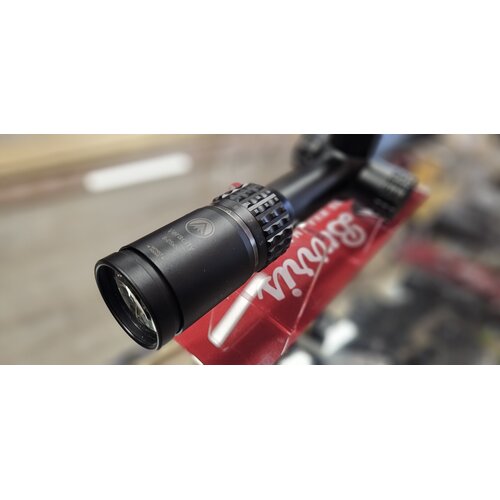 Burris Veracity 5-25x50, MOA, Ballistic Plex E1 FFP, Excellent Condition