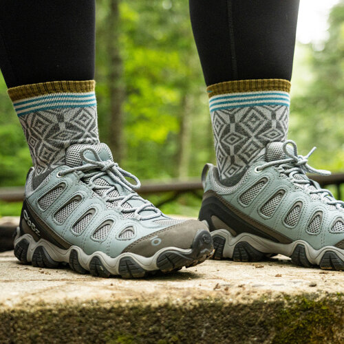 Darn Tough Women's Hike Trek Sobo Micro Crew / Lightweight with Cushion 1977