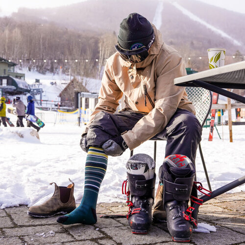 Darn Tough Men's Snow Over the Calf / Midweight with Cushion 8017 Darn Tough Men's Snow Over the Calf / Midweight with Cushion 8017