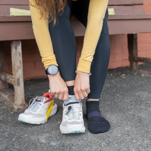 Darn Tough Women's Run No Show Tab / Light 1112