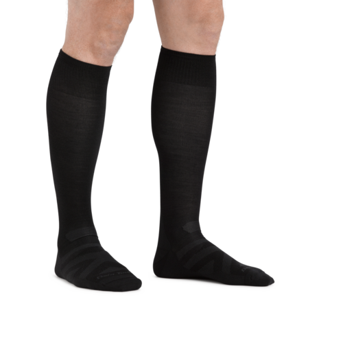 Darn Tough Men's Snow OTC / Ultralightweight 8001