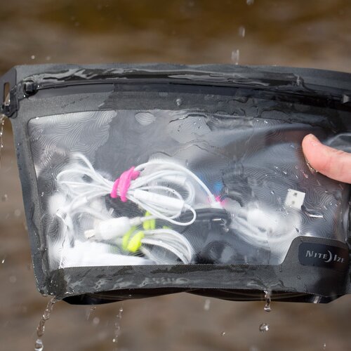 Nite Ize RunOff Waterproof 3-1-1 Pouch Nite Ize RunOff Waterproof 3-1-1 Pouch