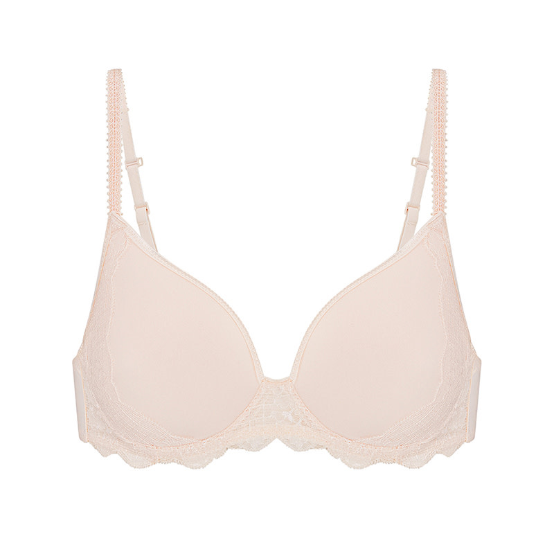 ASSIGNMENT Gisele Bralette in Ivory Pearl