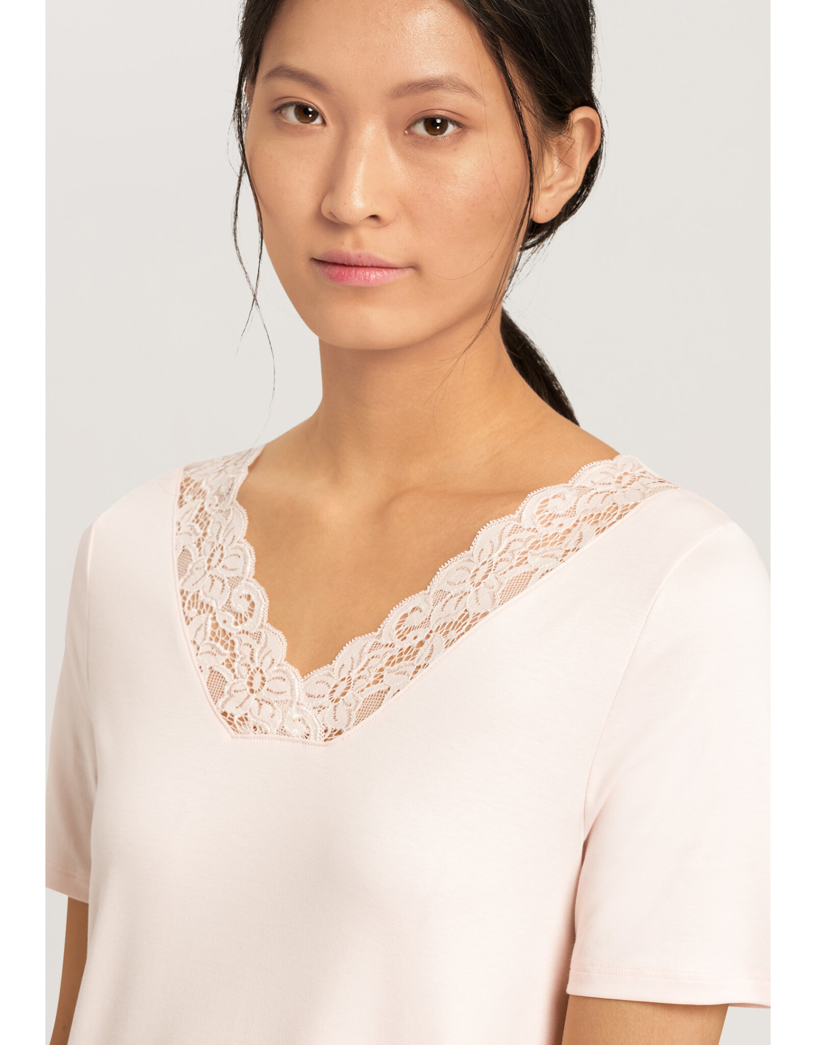 Hanro Moments Short Sleeve Long Nightdress
