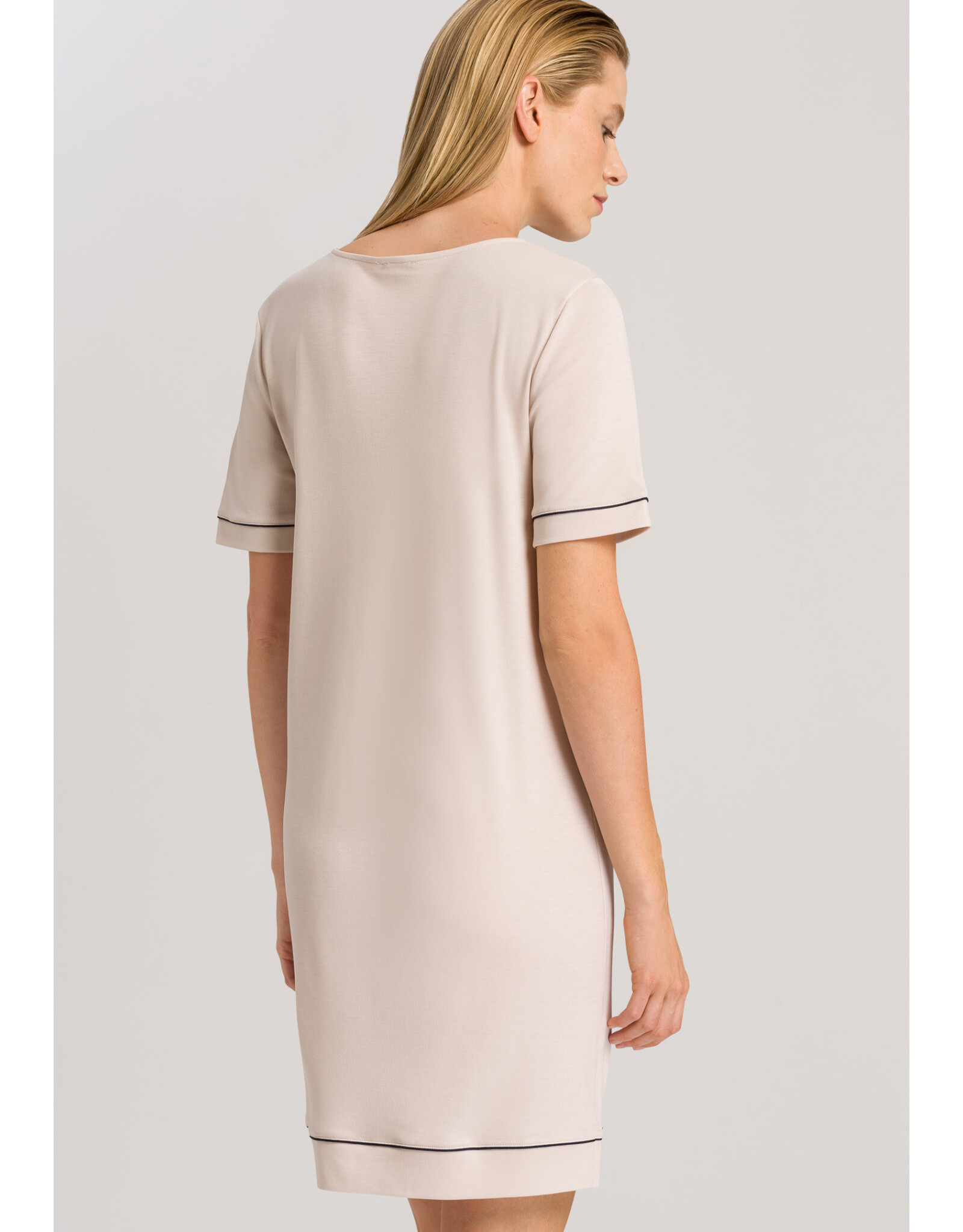 Hanro Natural Comfort Short Cap Sleeve Nightgown