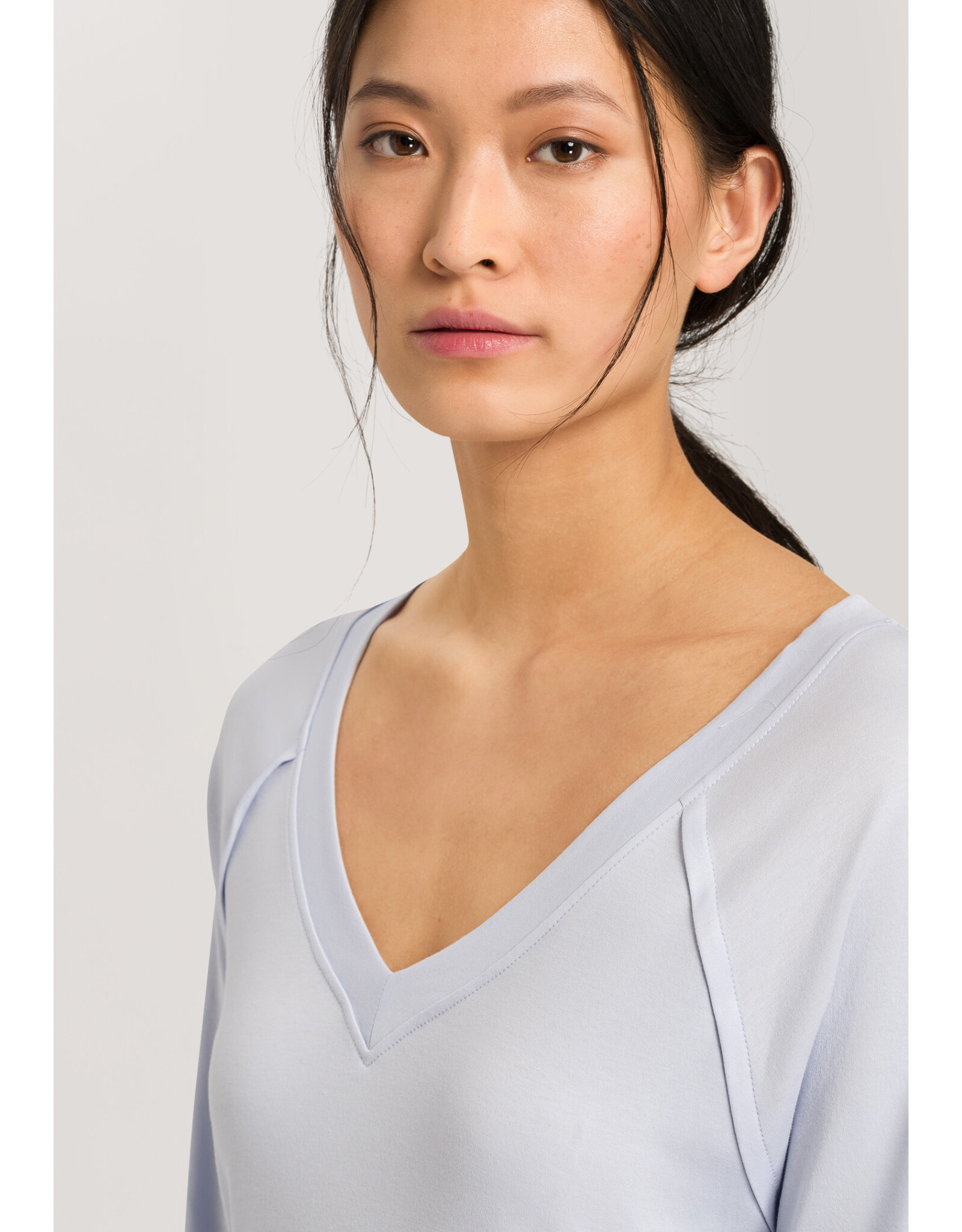 Hanro Pure Essence Long Sleeve Long Nightdress