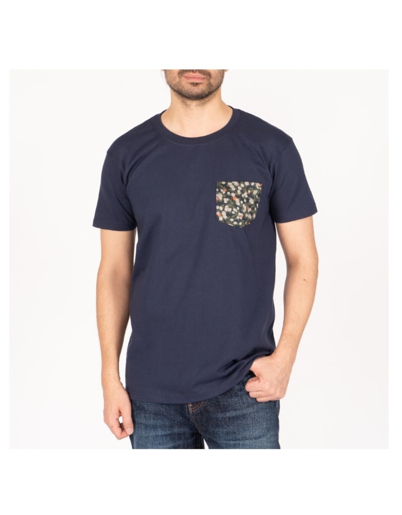 Naked and Famous Pocket Tee PE23 Naked & Famous Flower Print Navy