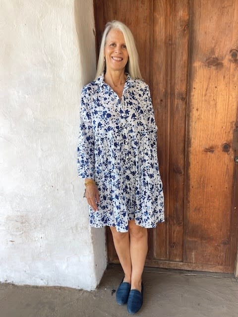 Dress Addict June White/Blue Collar Dress - Lovebird Boutique Dress Addict June White/Blue Collar Dress - Lovebird Boutique