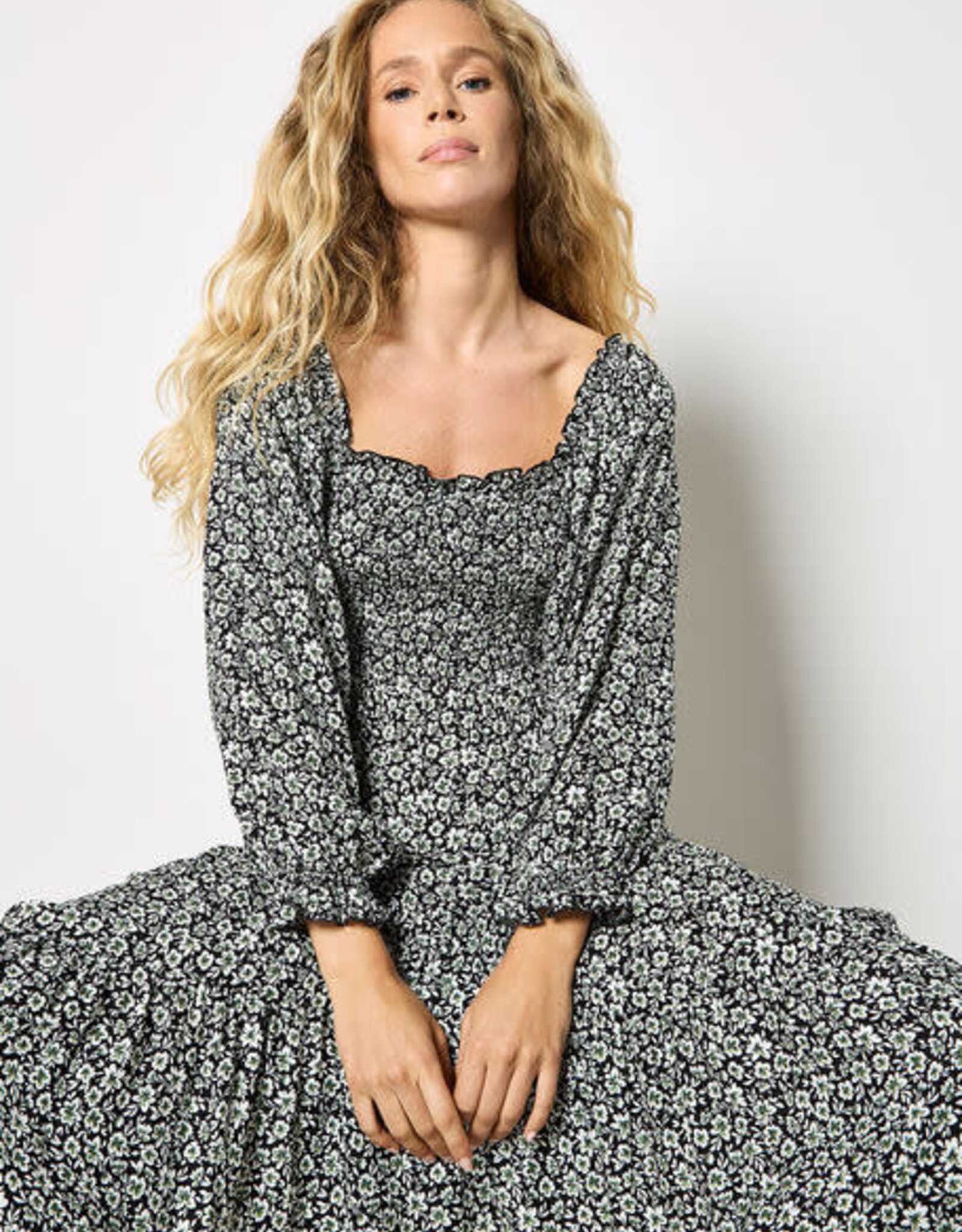 Apricot Smocked Dress Black/Green