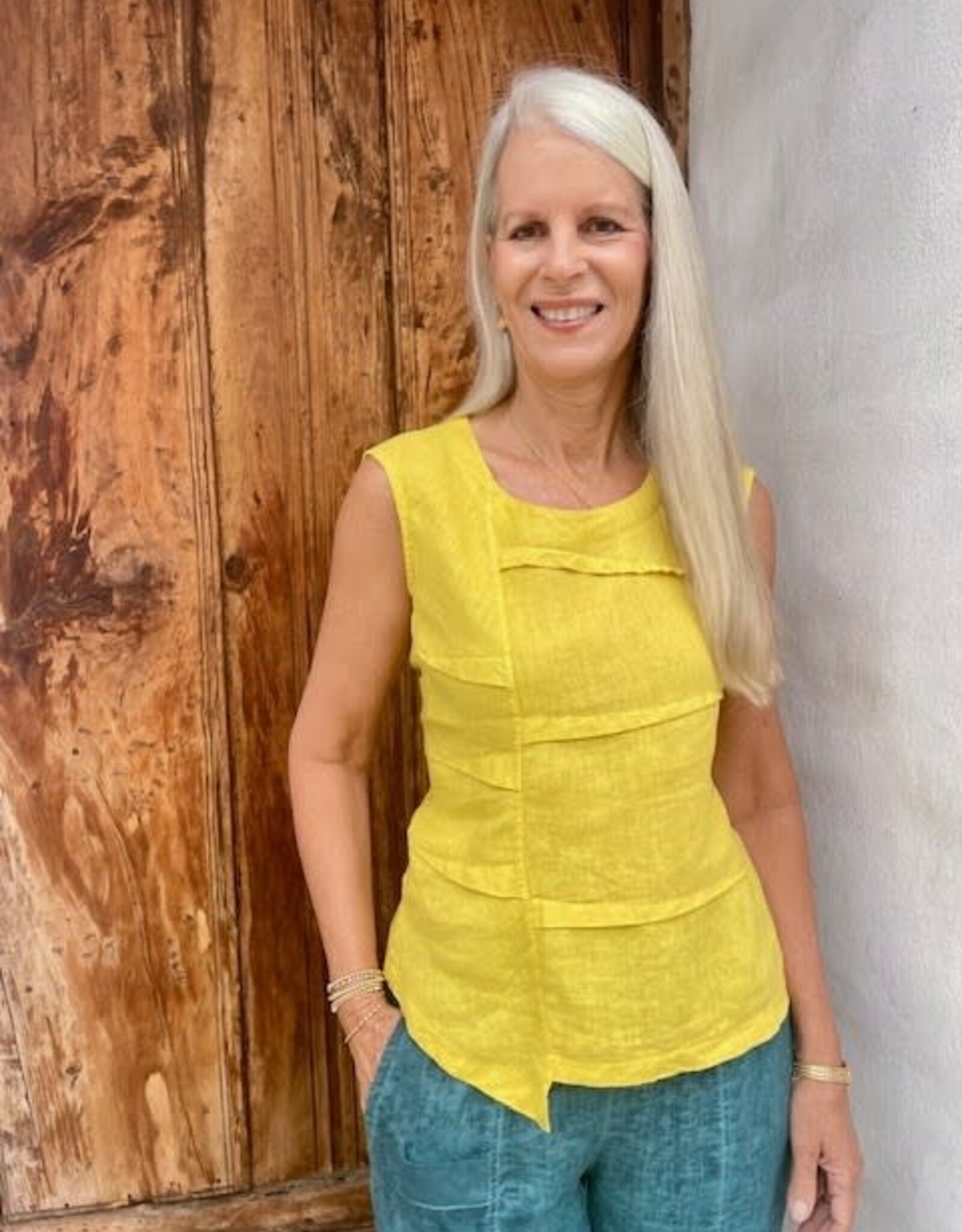 Inizio Linen Emma Sleeveless Top