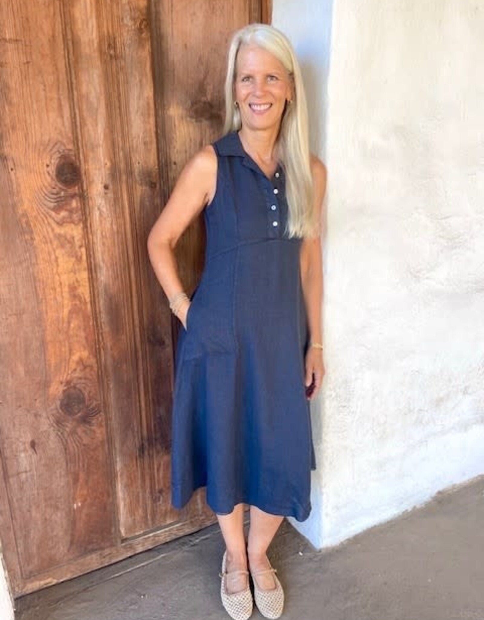 Inizio Collar Linen Dress