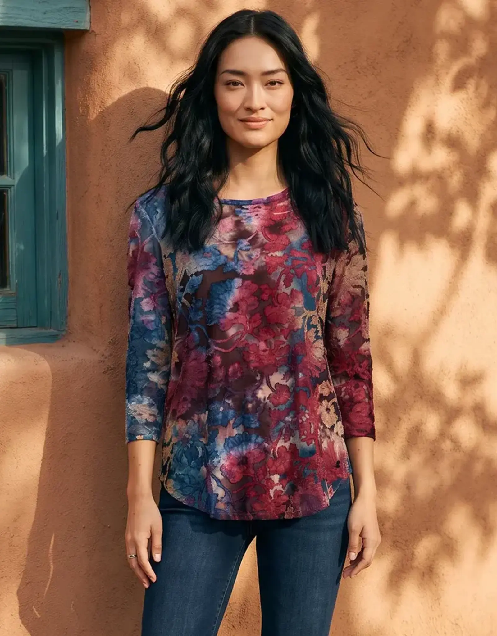 Karen Kane  Burnout Shirttail Top Wine