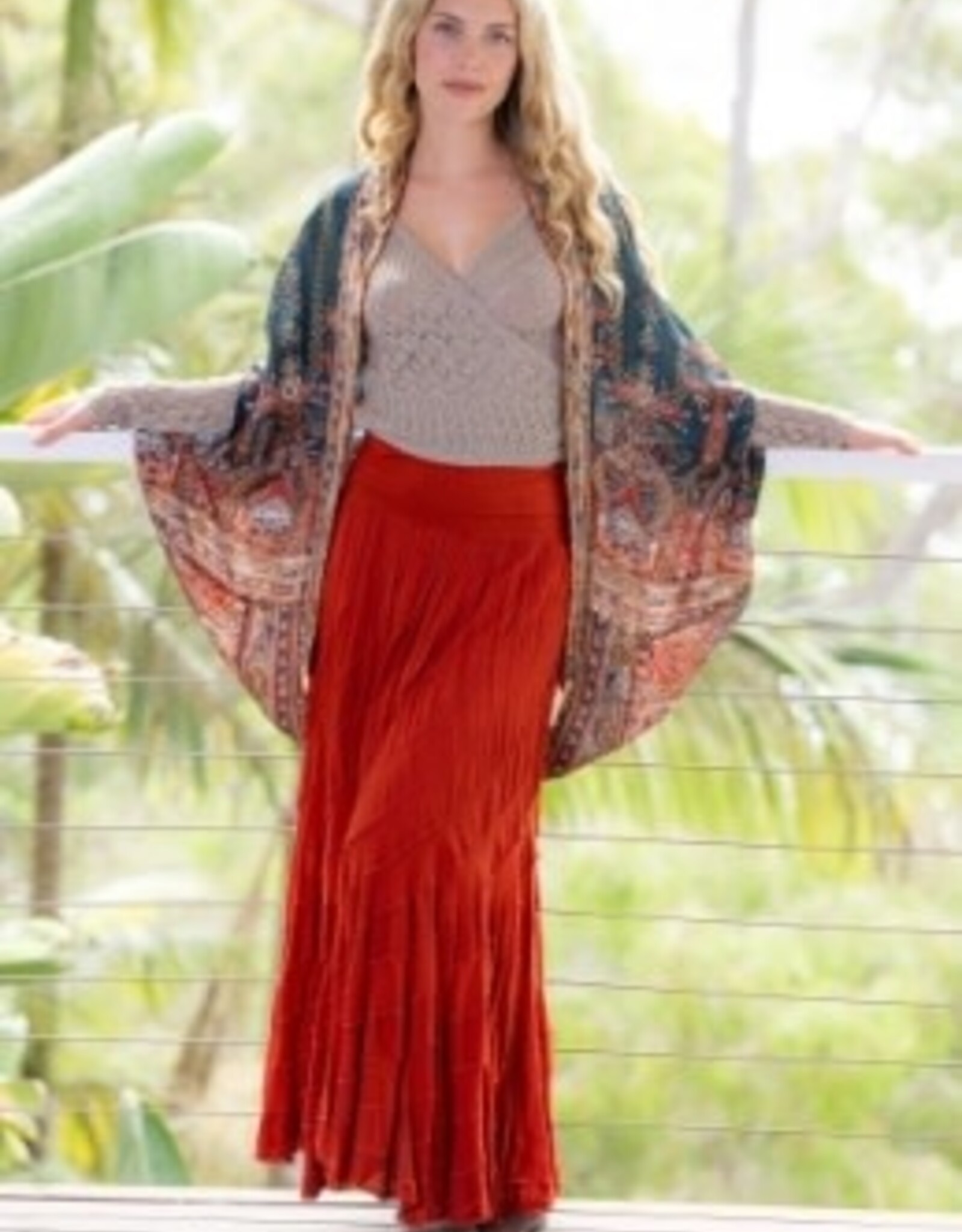 Cienna  Essence Silk Cape - One Size