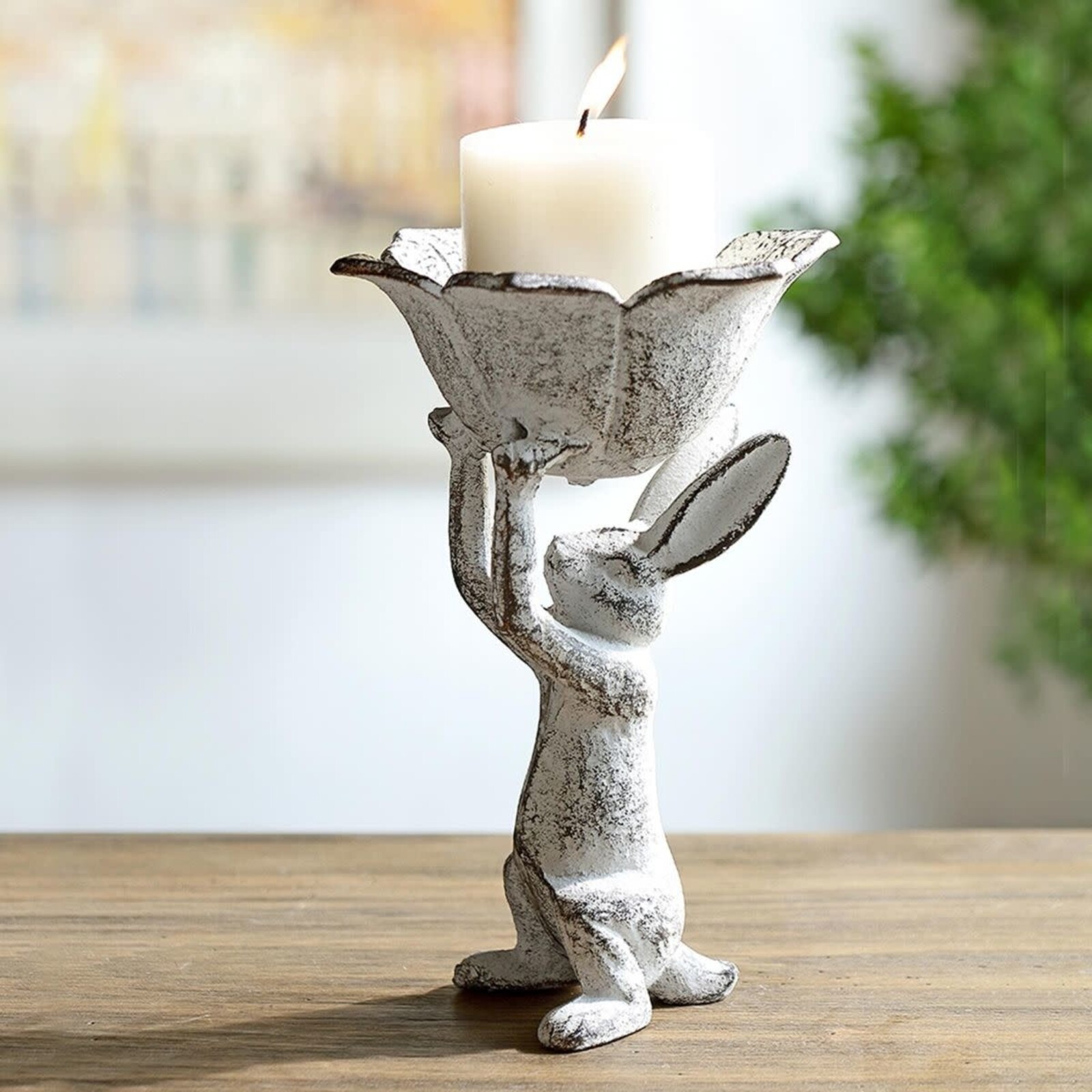 SPI Bunny with Flower Candleholder   64027 loading=