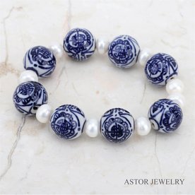 Astor Jewelry 14Mm Large Blue/White  Beads With Fresh Water Pearl Bracelet - Made in U.S.A