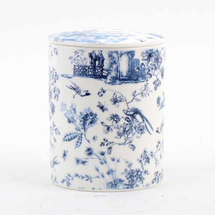 Danny's Fine Porcelain Scented Candle Porcelain Jar  Burn Time 70+ hrs   41308