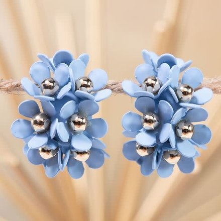 Amanda Blu Blu Bontanicals-Cluster Hugger Earrings-Milky Blue  80338