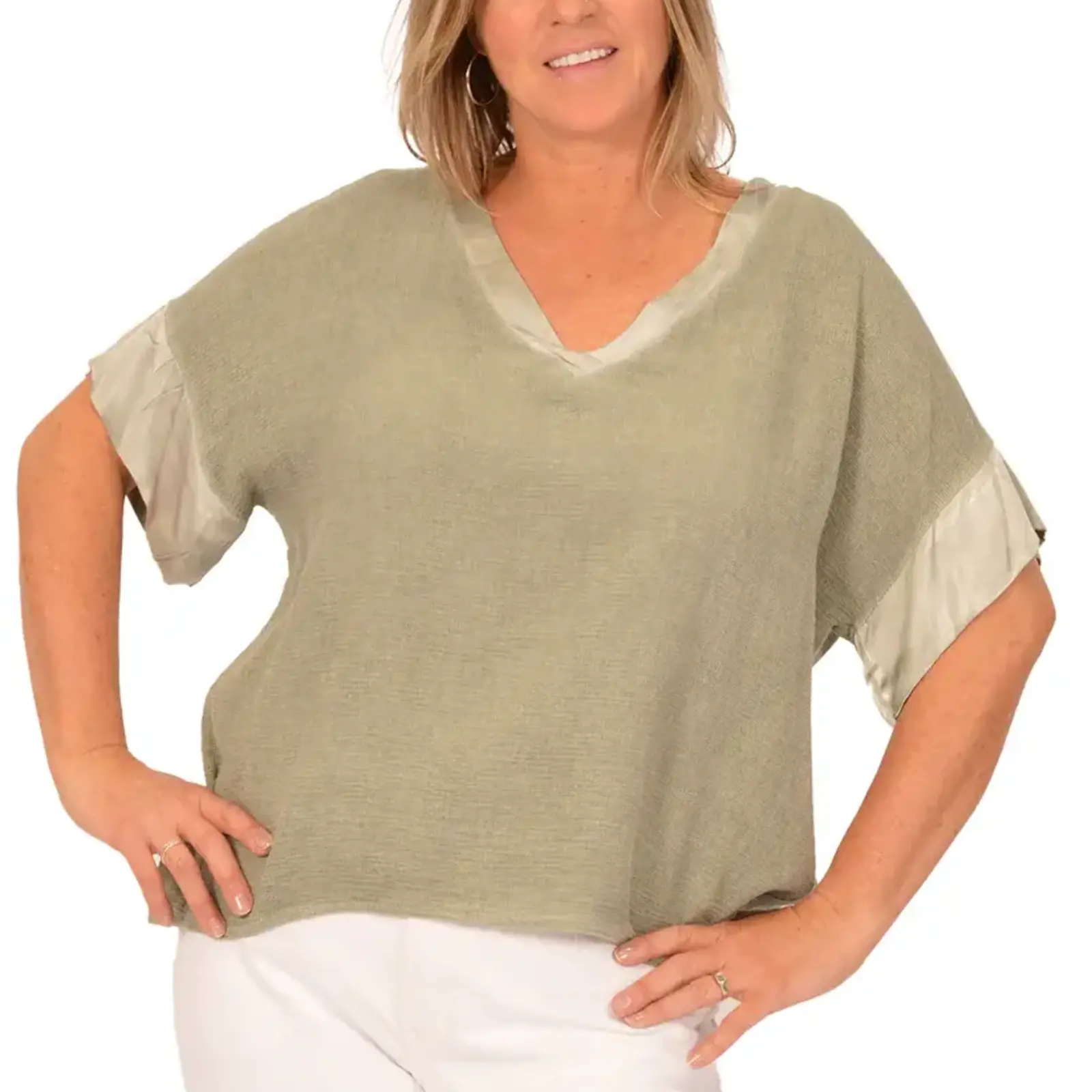 Catherine Lillywhite's Green  Satin Edge Tee  Made in Italy  ITEL809903GR loading=