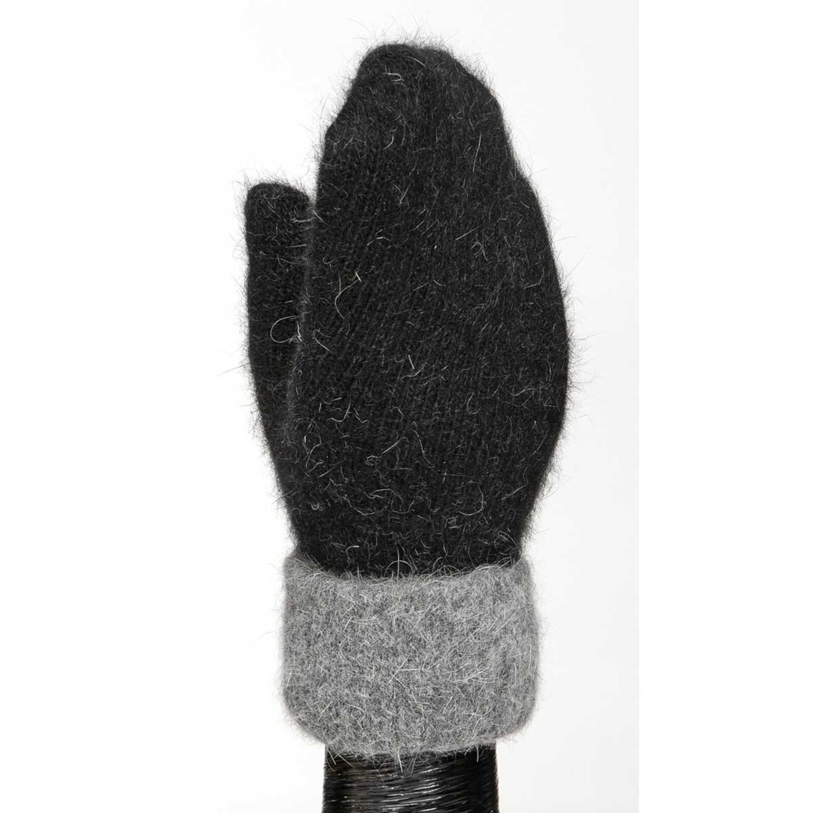 Trezo MITTENS FUZZY BLACK   X8135 loading=