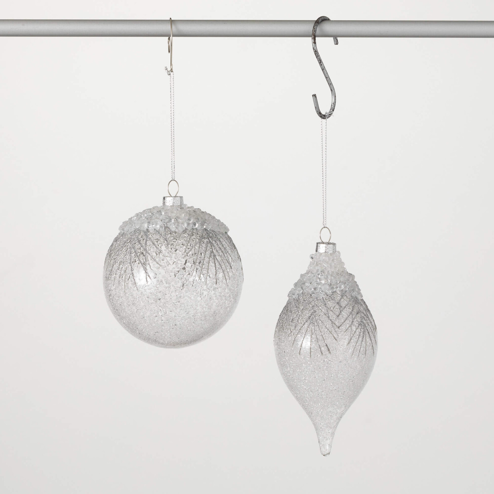 Sullivans FROSTED SILVER CLEAR ORNAMENT  OR10926 loading=