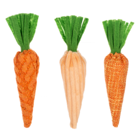 Ganz Knitted Carrot Figurine Small  (1)   EA18724