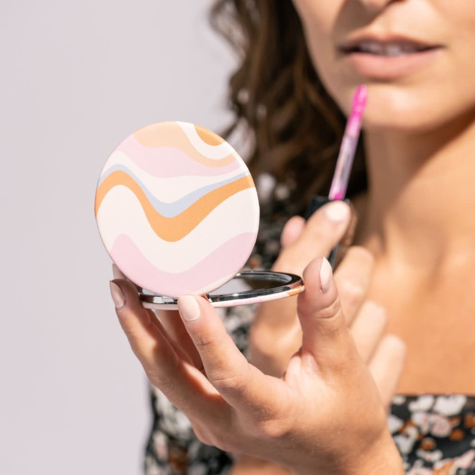 DM Merchandising Crush I Feel Seen Compact Mirror    CRMIR24 loading=